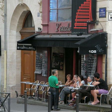 2 Pieces Calme Et Central, Paris 10Eme Exterior foto